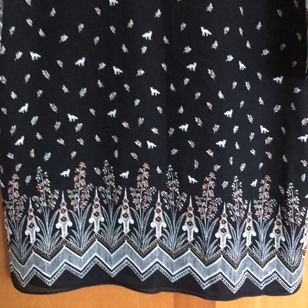 Mini fox 🦊 print dress. - Picture 2 of 9